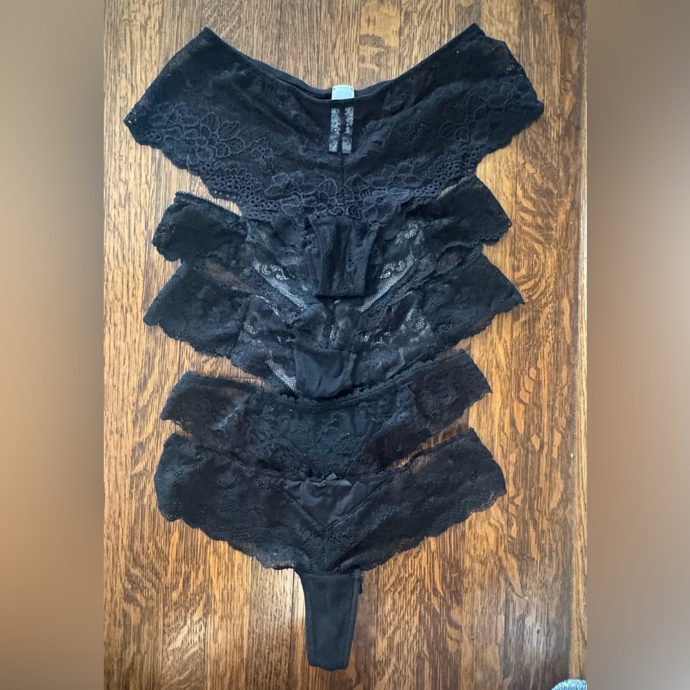 Lot of 5 lace trim thongs panties - SIZE S